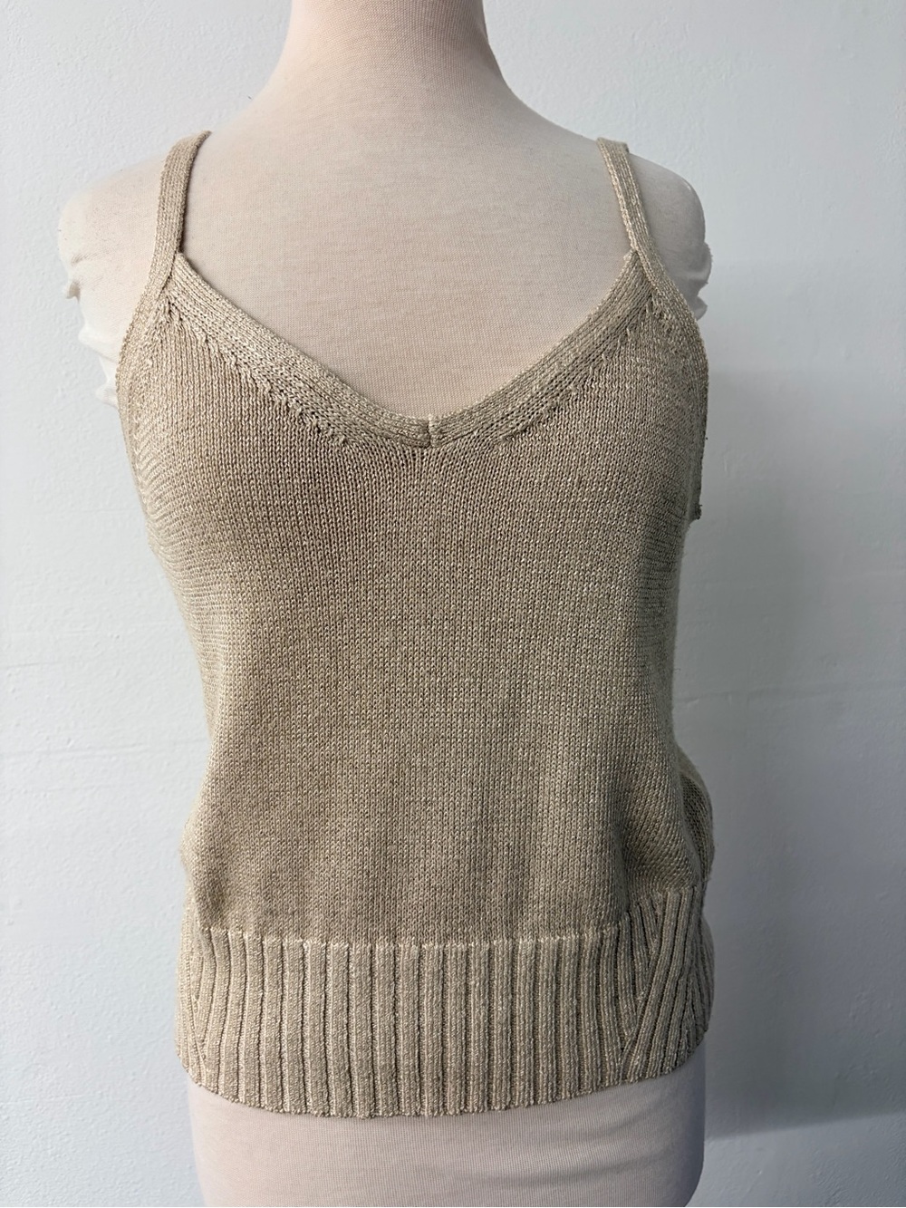 Banana Republic Beige Knit V-Neck Tank Top